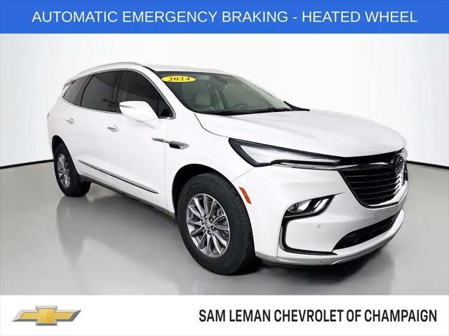 2024 Buick Enclave Essence FWD for sale in Champaign, IL