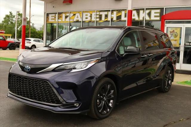 2024 Toyota Sienna XSE for sale in Waterford, MI