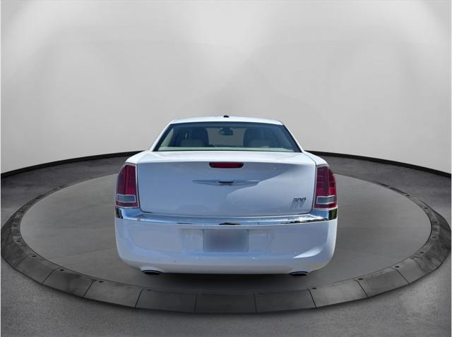 2013 Chrysler 300 Motown