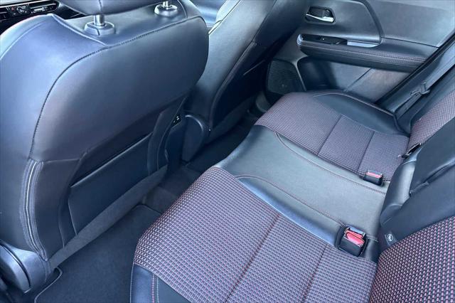 2025 Nissan Kicks SR FWD
