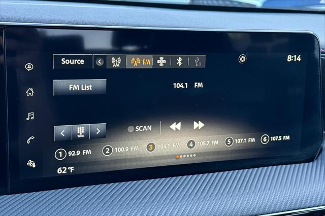 2025 Nissan Kicks SR FWD