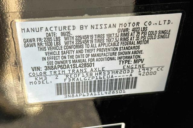 2025 Nissan Kicks SR FWD