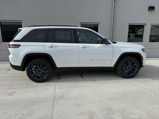 2026 Jeep Grand Cherokee 85th Anniversary Edition