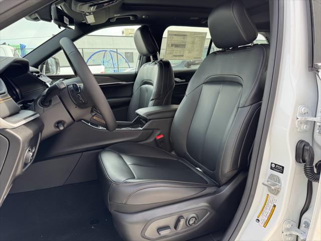 2026 Jeep Grand Cherokee 85th Anniversary Edition