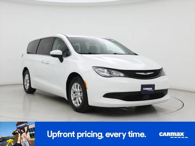 2023 Chrysler Voyager LX for sale in Milwaukee, WI