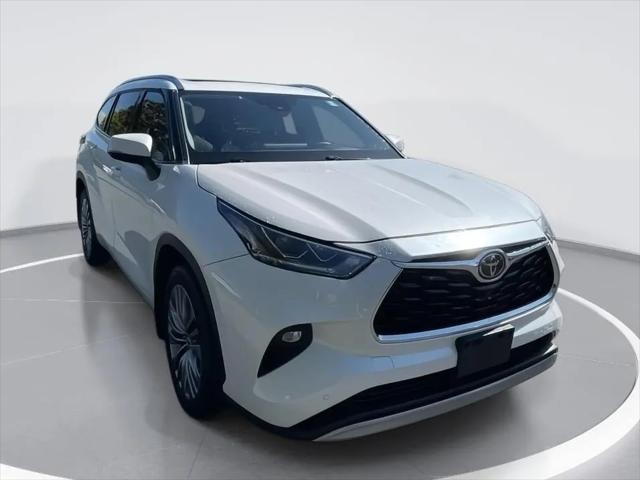 2021 Toyota Highlander Platinum for sale in Latham, NY