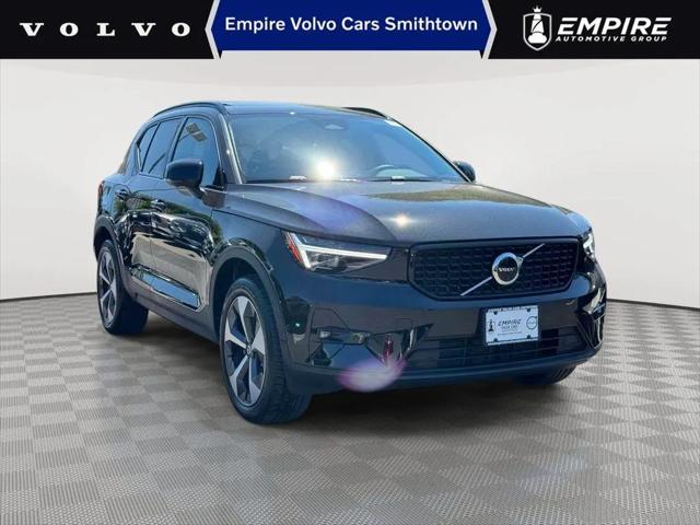 2026 Volvo XC40 Plus, B5 AWD Gas (mild hybrid), Dark for sale in Saint James, NY