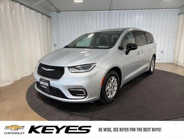2024 Chrysler Pacifica Touring L for sale in Menomonie, WI
