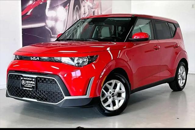 2023 Kia Soul LX for sale in Johnston, IA