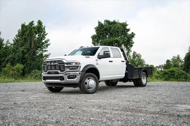 2026 RAM 5500 Chassis RAM 5500 TRADESMAN CHASSIS CREW CAB 4X4 60 CA