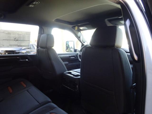 2026 GMC Sierra 2500HD Crew Cab, Standard Bed, AT4, 4WD