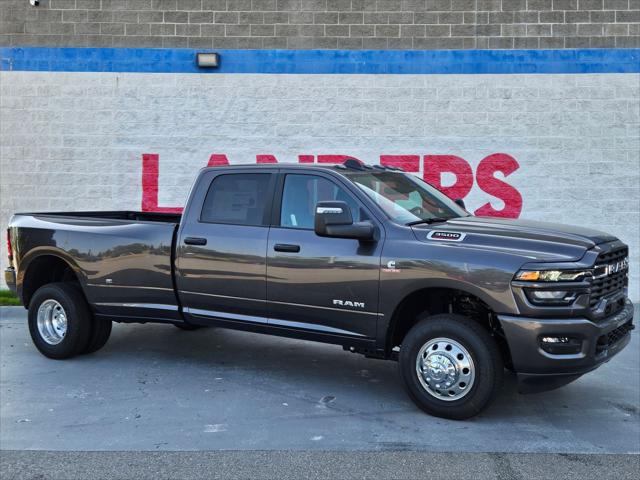 2026 RAM 3500 RAM 3500 BIG HORN CREW CAB 4X4 8 BOX