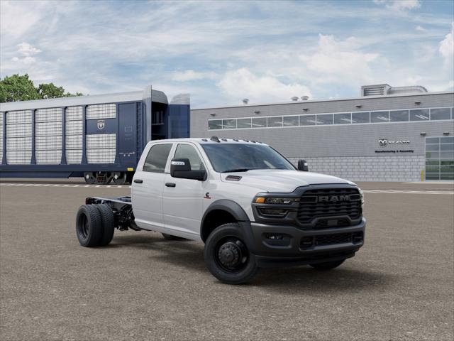 2026 RAM Ram 5500 Chassis Cab RAM 5500 TRADESMAN CHASSIS CREW CAB 4X4 60 CA