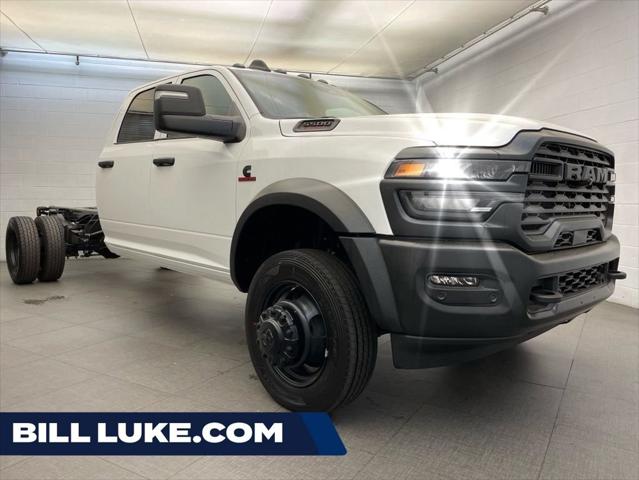 2026 RAM Ram 5500 Chassis Cab RAM 5500 TRADESMAN CHASSIS CREW CAB 4X4 60 CA 2026 RAM Ram 5500 Chassis Cab RAM 5500 TRADESMAN CHASSIS CREW CAB 4X4 60 CA