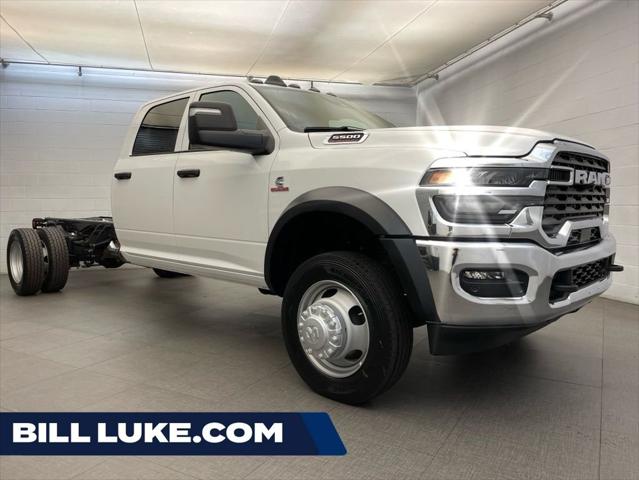 2026 RAM Ram 5500 Chassis Cab RAM 5500 TRADESMAN CHASSIS CREW CAB 4X4 84 CA 2026 RAM Ram 5500 Chassis Cab RAM 5500 TRADESMAN CHASSIS CREW CAB 4X4 84 CA