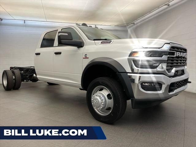 2026 RAM Ram 5500 Chassis Cab RAM 5500 TRADESMAN CHASSIS CREW CAB 4X4 84 CA 2026 RAM Ram 5500 Chassis Cab RAM 5500 TRADESMAN CHASSIS CREW CAB 4X4 84 CA