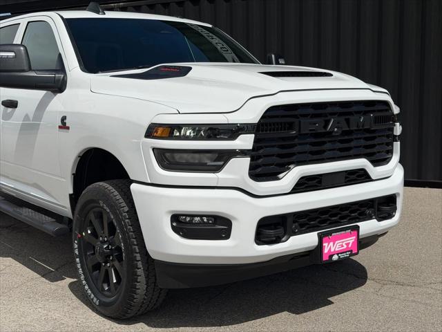2026 RAM Ram 2500 RAM 2500 BLACK EXPRESS CREW CAB 4X4 64 BOX 2026 RAM Ram 2500 RAM 2500 BLACK EXPRESS CREW CAB 4X4 64 BOX