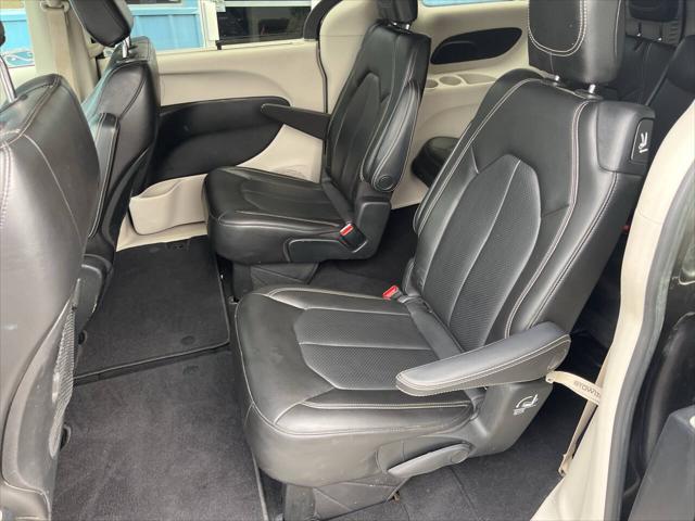 2020 Chrysler Voyager LXI