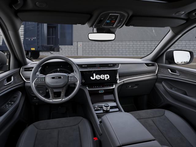 New 2026 Bright White Clear-Coat Exterior Paint Jeep Altitude image 20