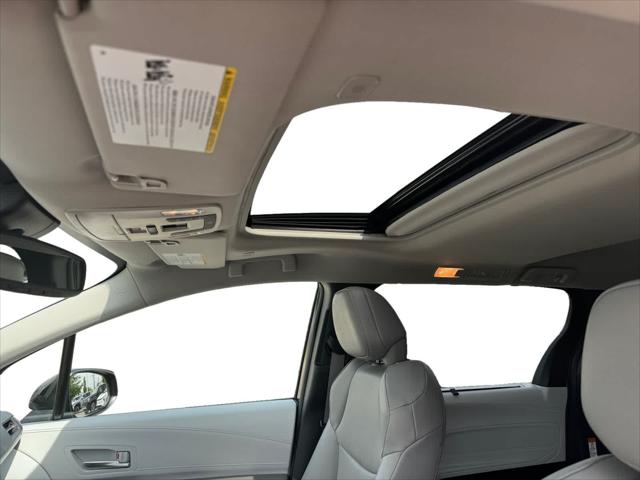2025 Toyota Sienna XLE