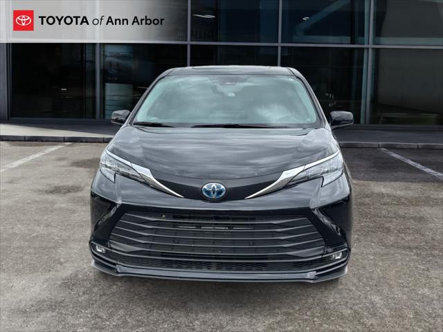 2025 Toyota Sienna XLE