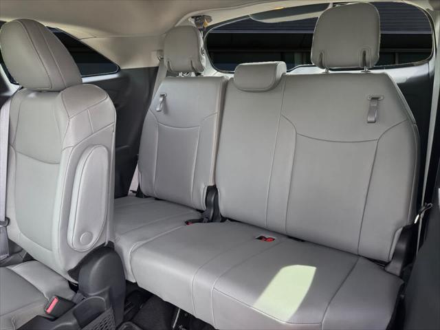 2025 Toyota Sienna XLE