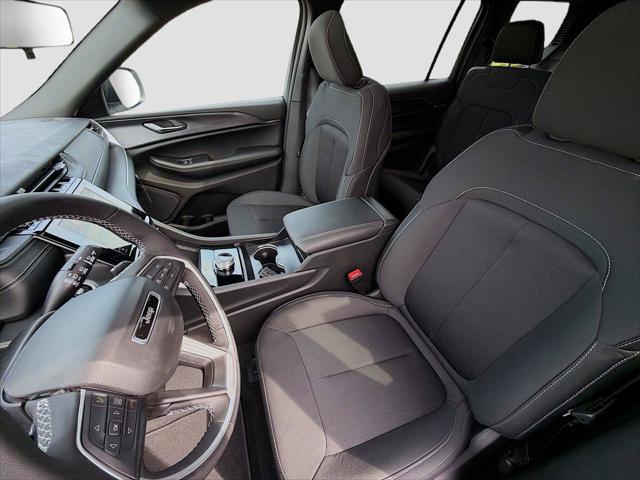 2026 Jeep Grand Cherokee GRAND CHEROKEE L LAREDO X 4X4