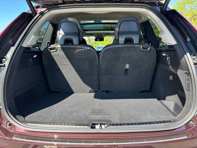 2026 Volvo XC90 Plug-In Hybrid Ultra Dark Theme, T8 AWD, Electric/Gasoline, 6 Seats