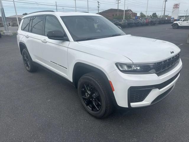 2026 Jeep Grand Cherokee L GRAND CHEROKEE L LAREDO ALTITUDE 4X4