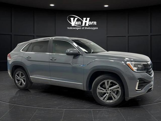 2024 Volkswagen Atlas Cross Sport 2.0T SEL R-Line for sale in Sheboygan, WI