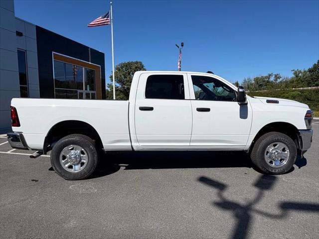 2026 RAM 2500 RAM 2500 TRADESMAN CREW CAB 4X4 64 BOX