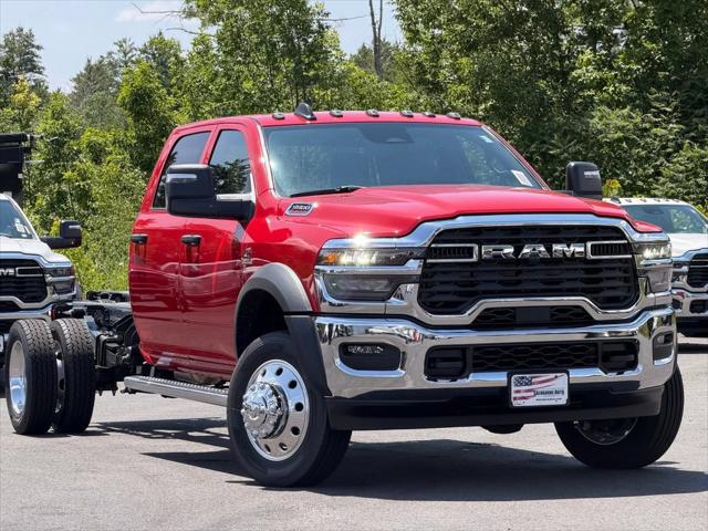 2026 RAM 5500 Chassis RAM 5500 TRADESMAN CHASSIS CREW CAB 4X4 84 CA
