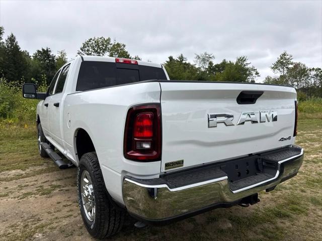 2026 RAM Ram 3500 RAM 3500 TRADESMAN CREW CAB 4X4 64 BOX
