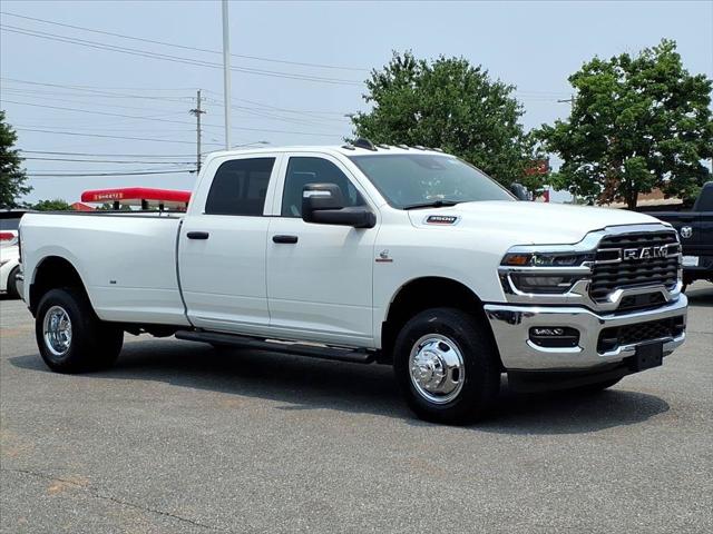 2026 RAM Ram 3500 RAM 3500 TRADESMAN CREW CAB 4X4 8 BOX 2026 RAM Ram 3500 RAM 3500 TRADESMAN CREW CAB 4X4 8 BOX