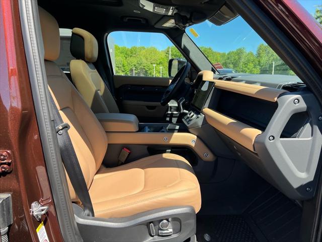 2026 Land Rover Defender P400 X-Dynamic SE
