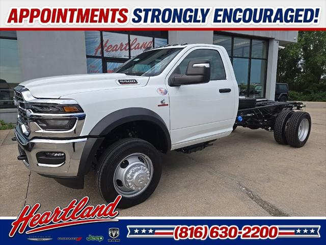 2026 RAM 5500 Chassis RAM 5500 TRADESMAN CHASSIS REGULAR CAB 4X4 84 CA