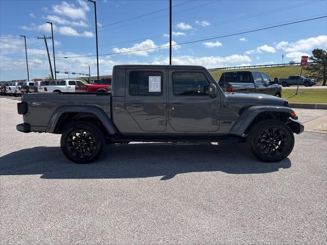 2022 Jeep Gladiator Sport