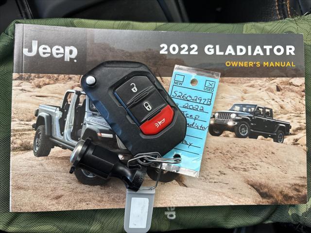 2022 Jeep Gladiator Sport
