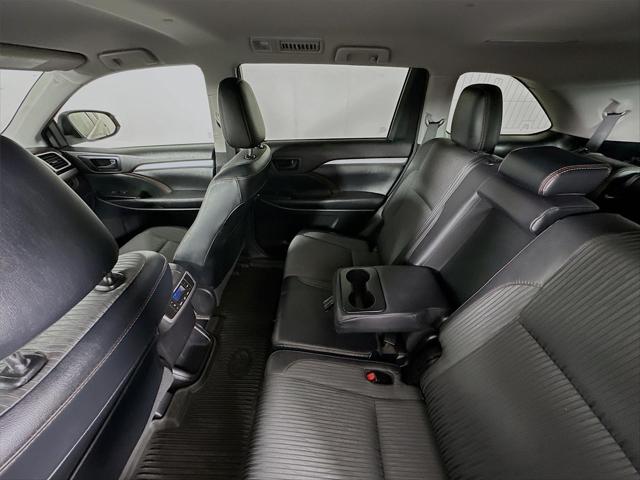 2017 Toyota Highlander LE Plus