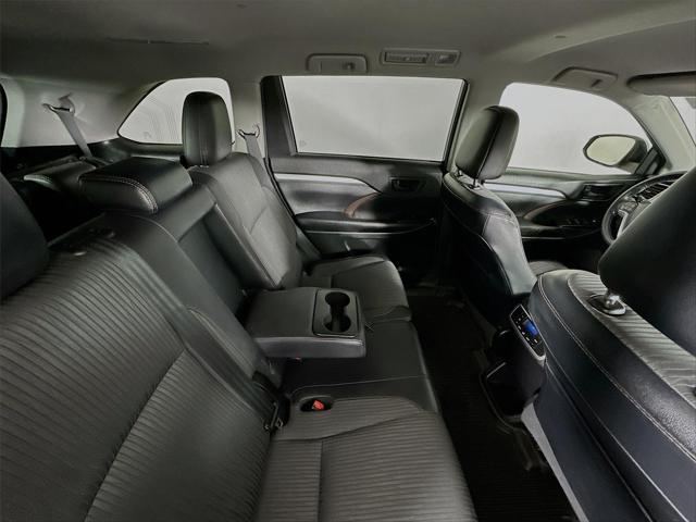 2017 Toyota Highlander LE Plus