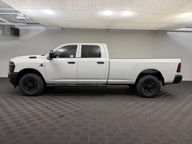 2026 RAM Ram 3500 RAM 3500 TRADESMAN CREW CAB 4X4 8 BOX