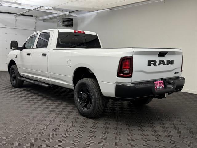 2026 RAM Ram 3500 RAM 3500 TRADESMAN CREW CAB 4X4 8 BOX