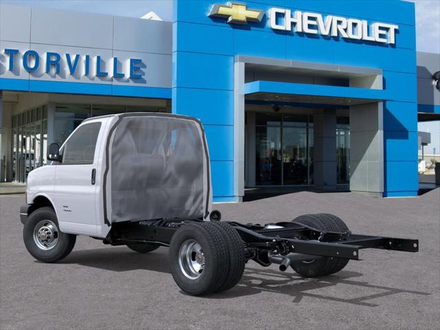 2026 Chevrolet Express Cutaway Work Van