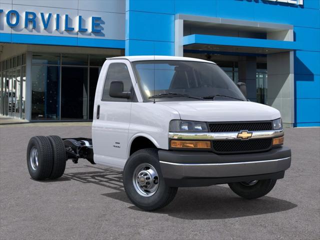 2026 Chevrolet Express Cutaway Work Van