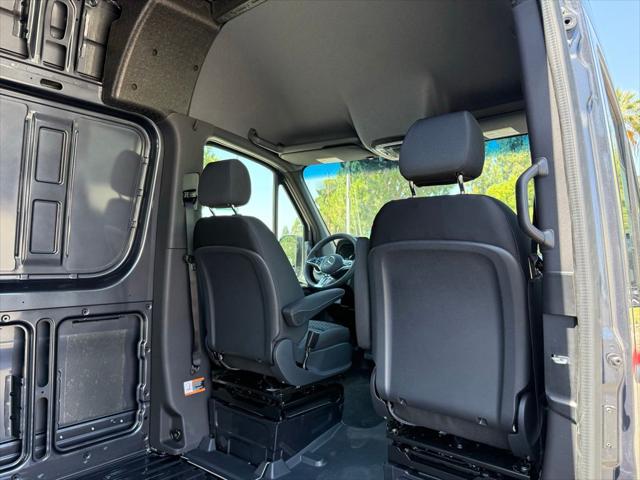 2026 Mercedes-Benz Sprinter 2500 High Roof 4-Cyl Diesel HO