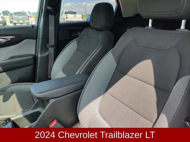 2024 Chevrolet TrailBlazer AWD LT