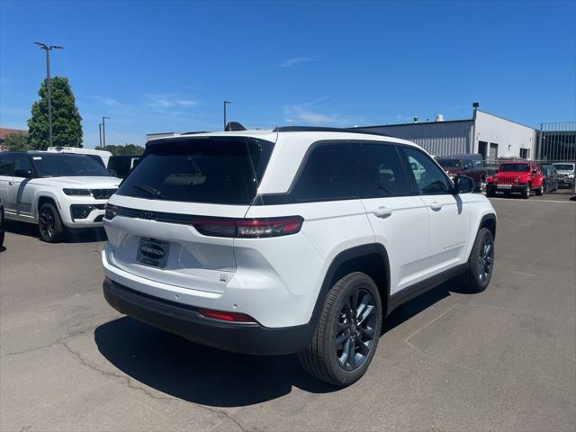 2026 Jeep Grand Cherokee 85th Anniversary Edition