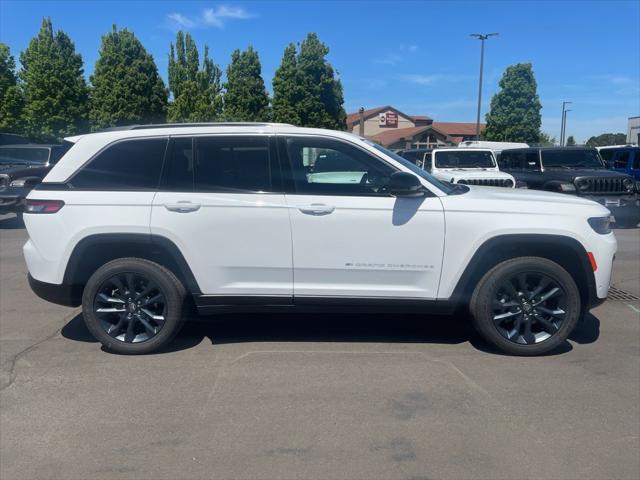 2026 Jeep Grand Cherokee 85th Anniversary Edition