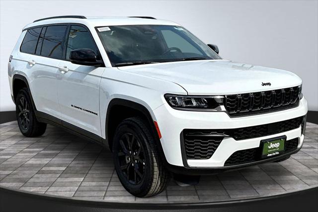 2026 Jeep Grand Cherokee L GRAND CHEROKEE L LAREDO ALTITUDE 4X2