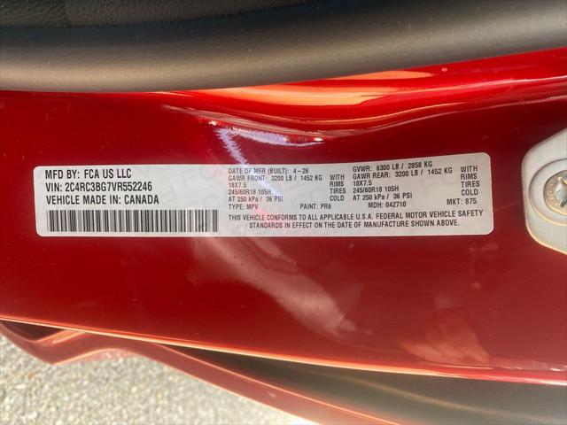 2027 Chrysler Pacifica Select
